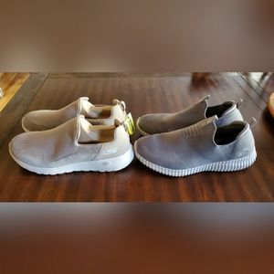 2 Mens  Size 11.5 Sketchers